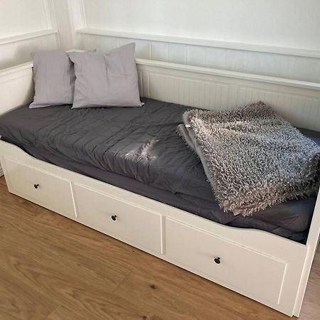 Apartamento Fin Laegenhet Mitt Pa Bjaerehalvoen Båstad Exterior foto